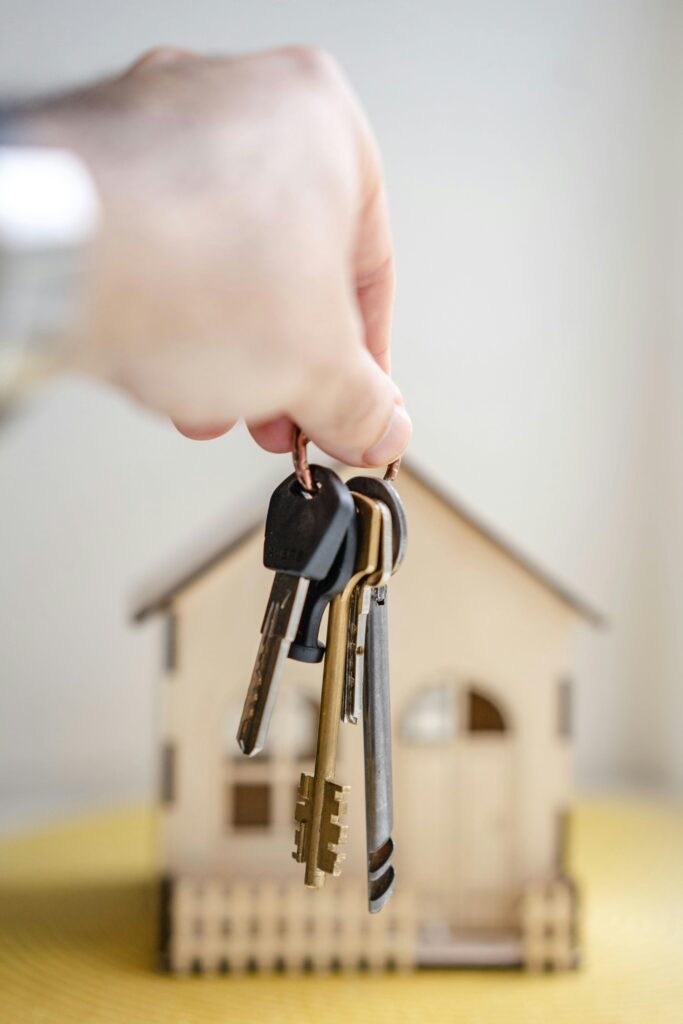 how does escrow work